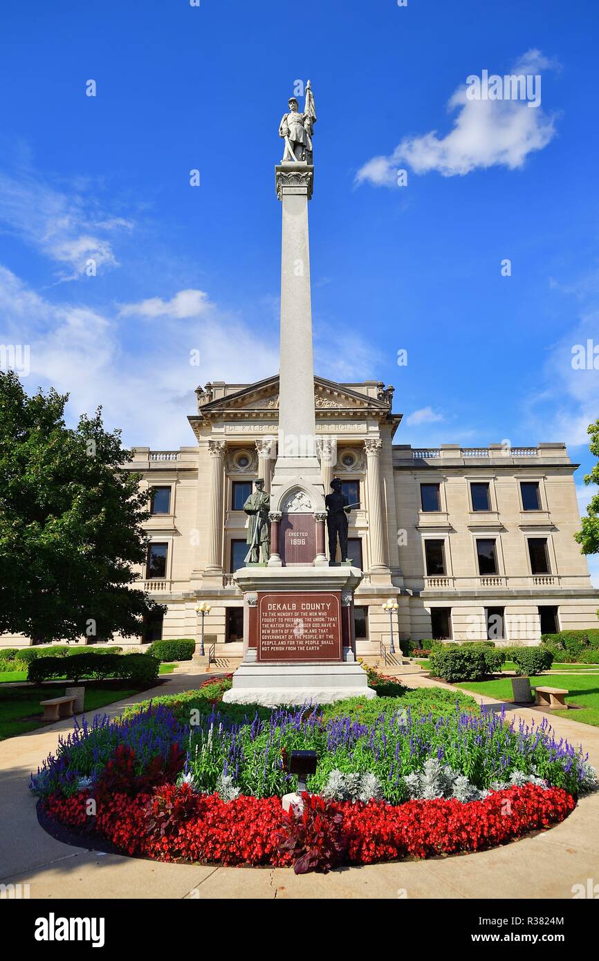 Platano, Illinois, Stati Uniti d'America. Il DeKalb County Courthouse in la sede della contea del platano, Illinois. Foto Stock