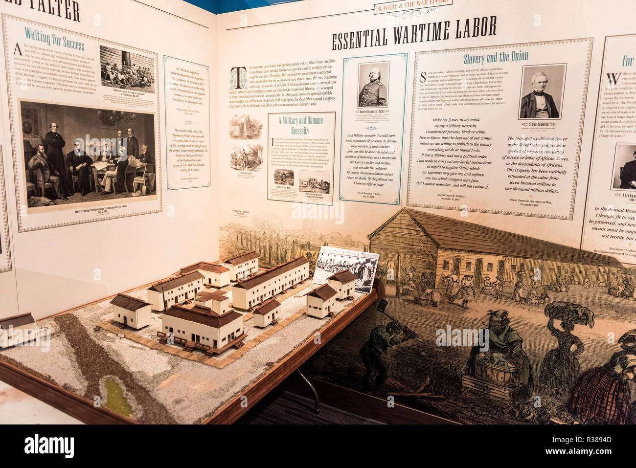 African American Civil War Museum Washington DC // WASHINGTON DC - il Museo afroamericano della guerra civile, situato nel quartiere U Street di Northwest Washington DC, conserva e racconta le storie delle truppe colorate degli Stati Uniti che hanno combattuto nella guerra civile americana. Il museo è situato di fronte al monumento afroamericano alla guerra civile, in onore del servizio dei soldati afroamericani nell'esercito dell'Unione. Foto Stock