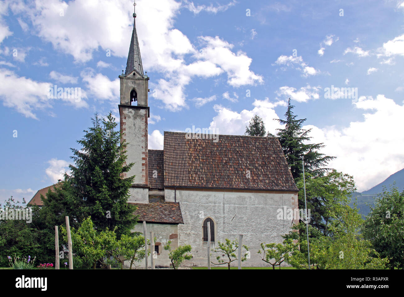 Chiesa Sant Agata nel prato a lana in alto adige Foto Stock