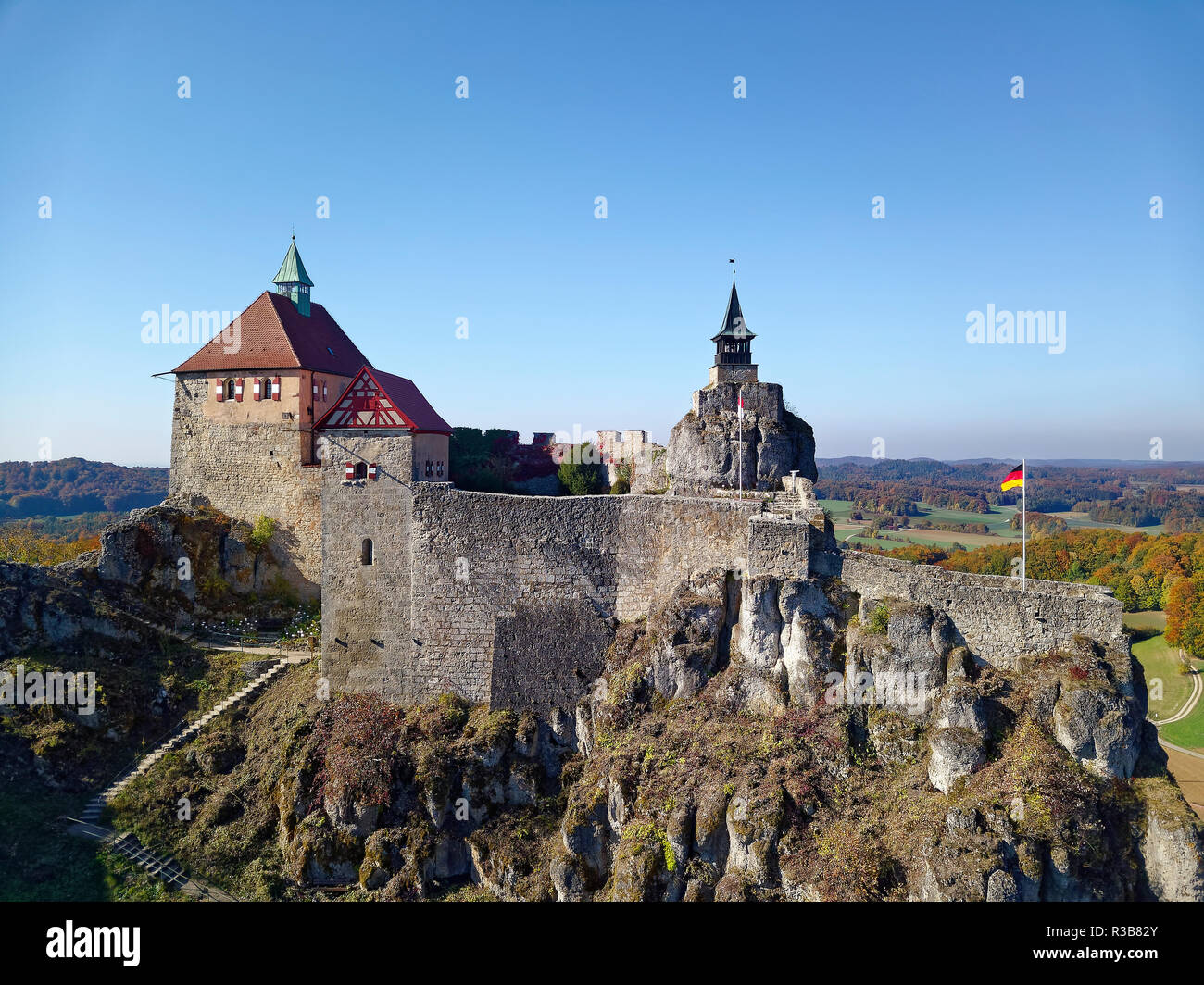 Hohenstein Castello, drone shot, Alb francone, Hersbruck Alb, Media Franconia, Franconia, Baviera, Germania Foto Stock