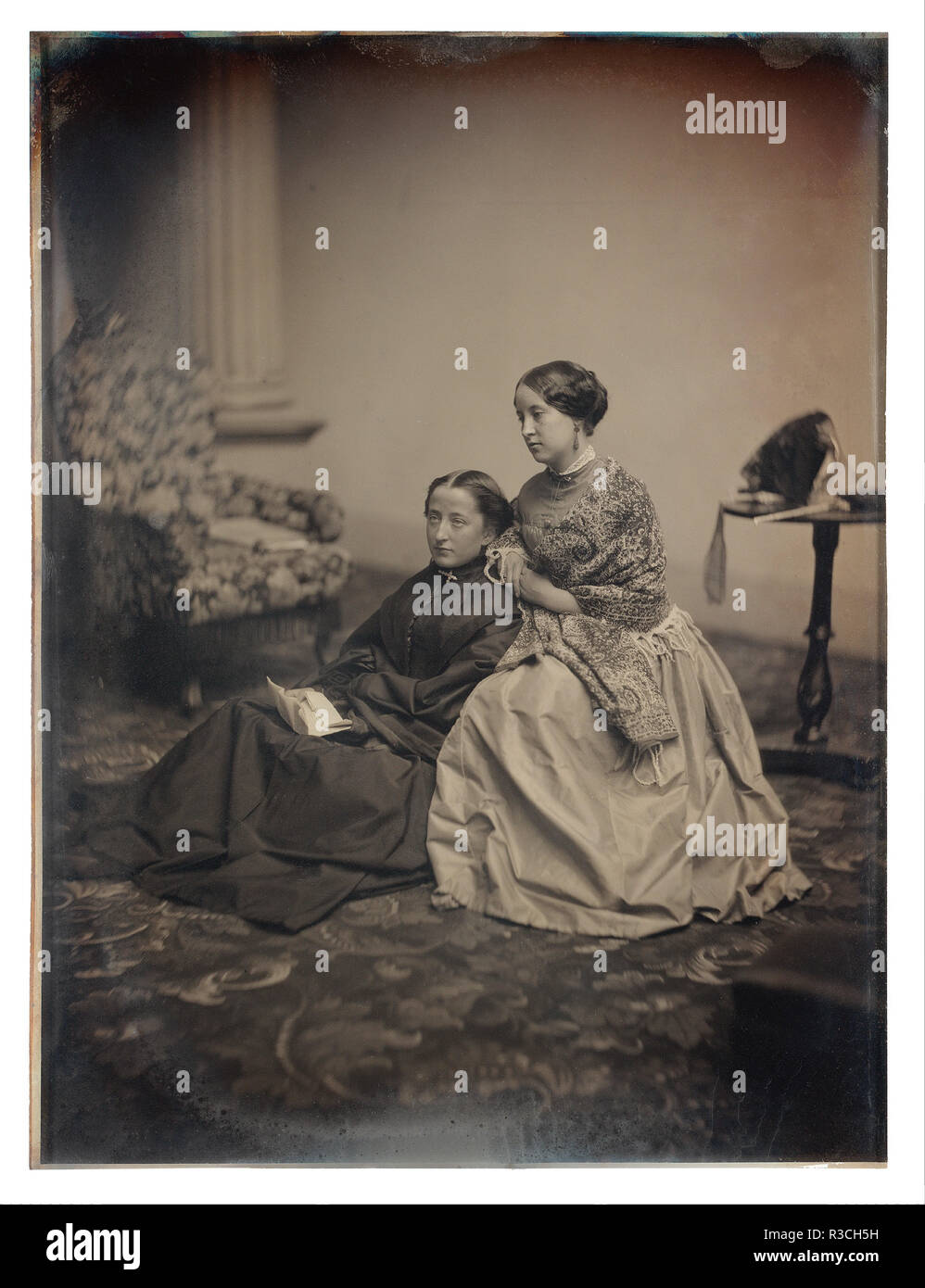 La lettera. Data/Periodo: ca. 1850. Sconosciuto. Daguerreotype Daguerreotype. Altezza: 215.90 mm (8,50 in); larghezza: 165.10 mm (6.50 in). Autore: Albert Sands Southworth. Giosia Johnson Hawes. Albert Sands Southworth e Giosia Johnson Hawes. Foto Stock