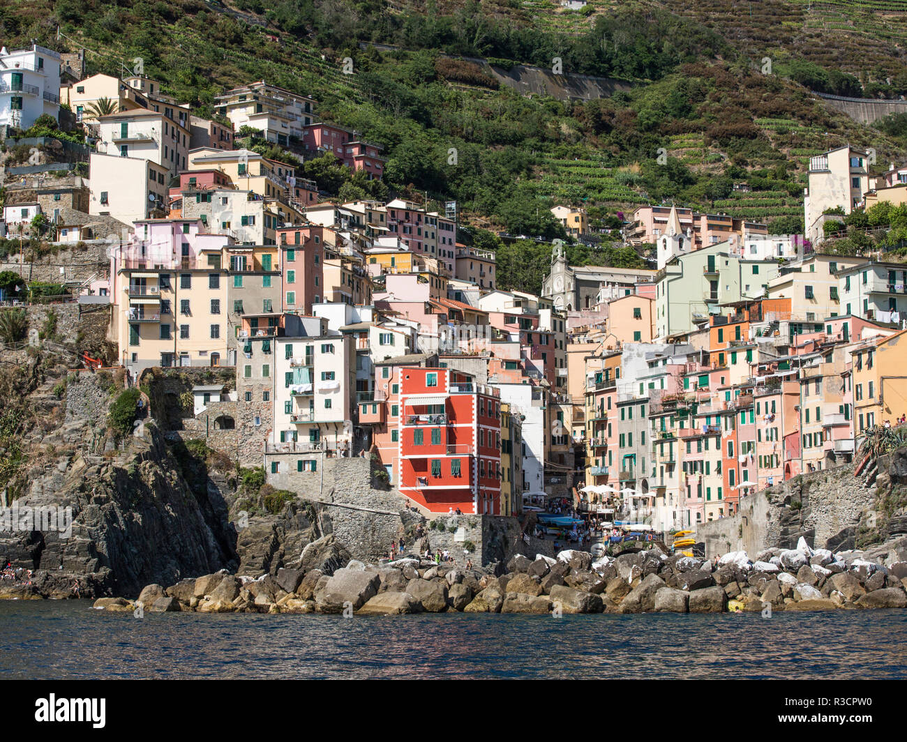 Villaggio prese da una nave. Foto Stock