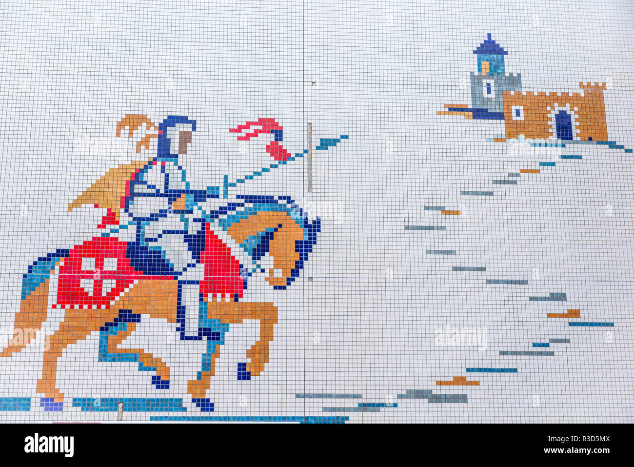 Mosaico di un cavaliere ad un servizio lavanderia nelle vicinanze Saarburg Castello, la città vecchia di Saarburg sul fiume Saar, parco naturale Saar-Hunsrück, Renania-Palatinato, Germania Foto Stock