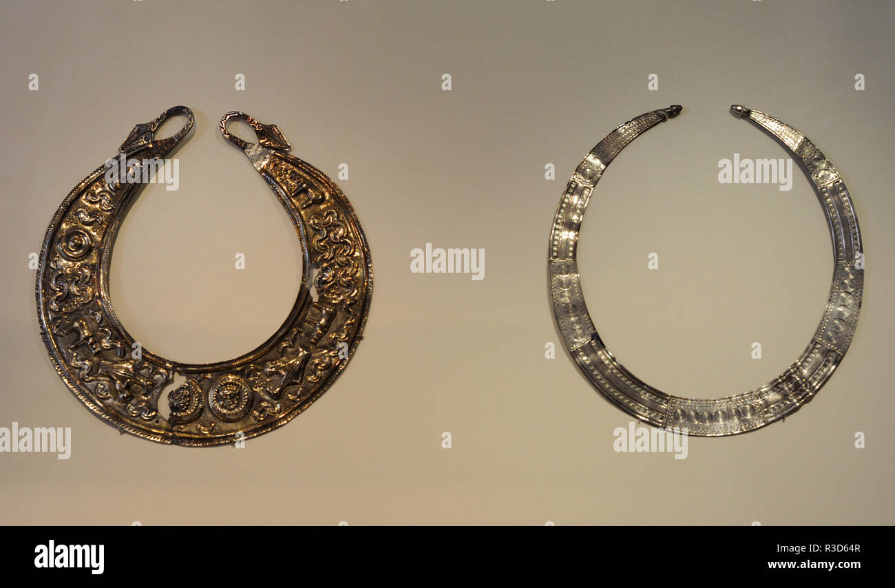 Tesoro di Chao de Lamas. Gorget. Argento. Età del ferro II. 300-101 BC (Concealment inizio del I secolo a.C.). Stile lusitano. Chao de Lamas, Miranda do Corvo (Coimbra, Portogallo). Museo Archeologico Nazionale. Madrid. Spagna. Foto Stock