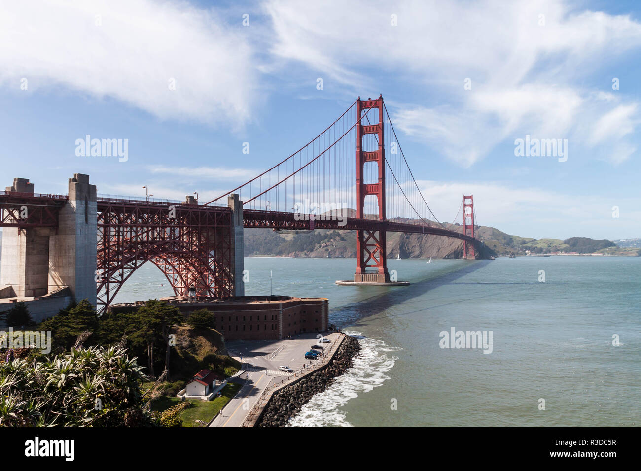 Il Golden Gate Bridge Tiro dal Golden Gate Post punto di vista Scheda Foto Stock