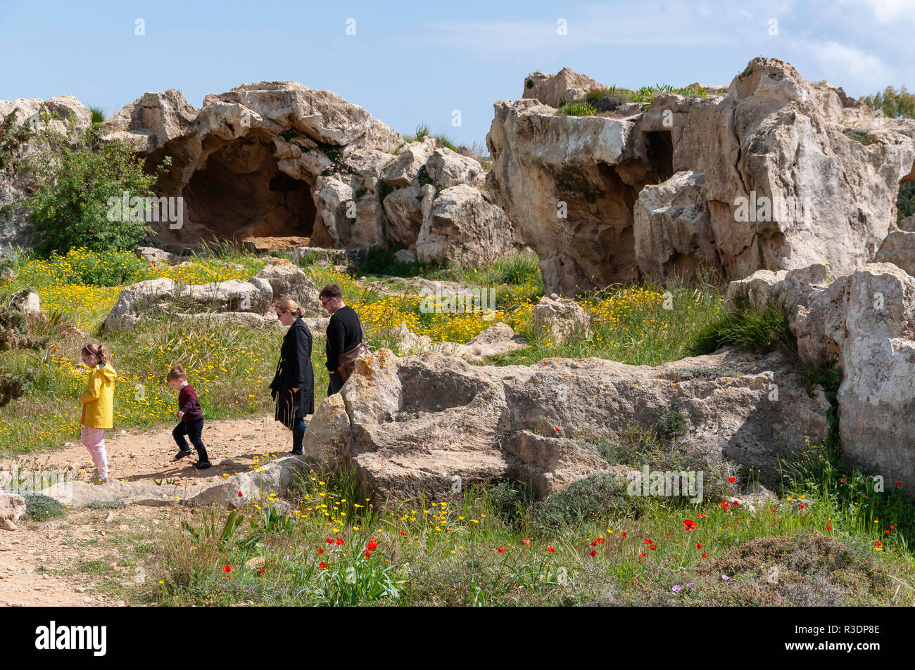Roccia scolpiti tomba nelle tombe dei re, le tombe dei re Avenue, Paphos (Paphos), Pafos District, la Repubblica di Cipro Foto Stock