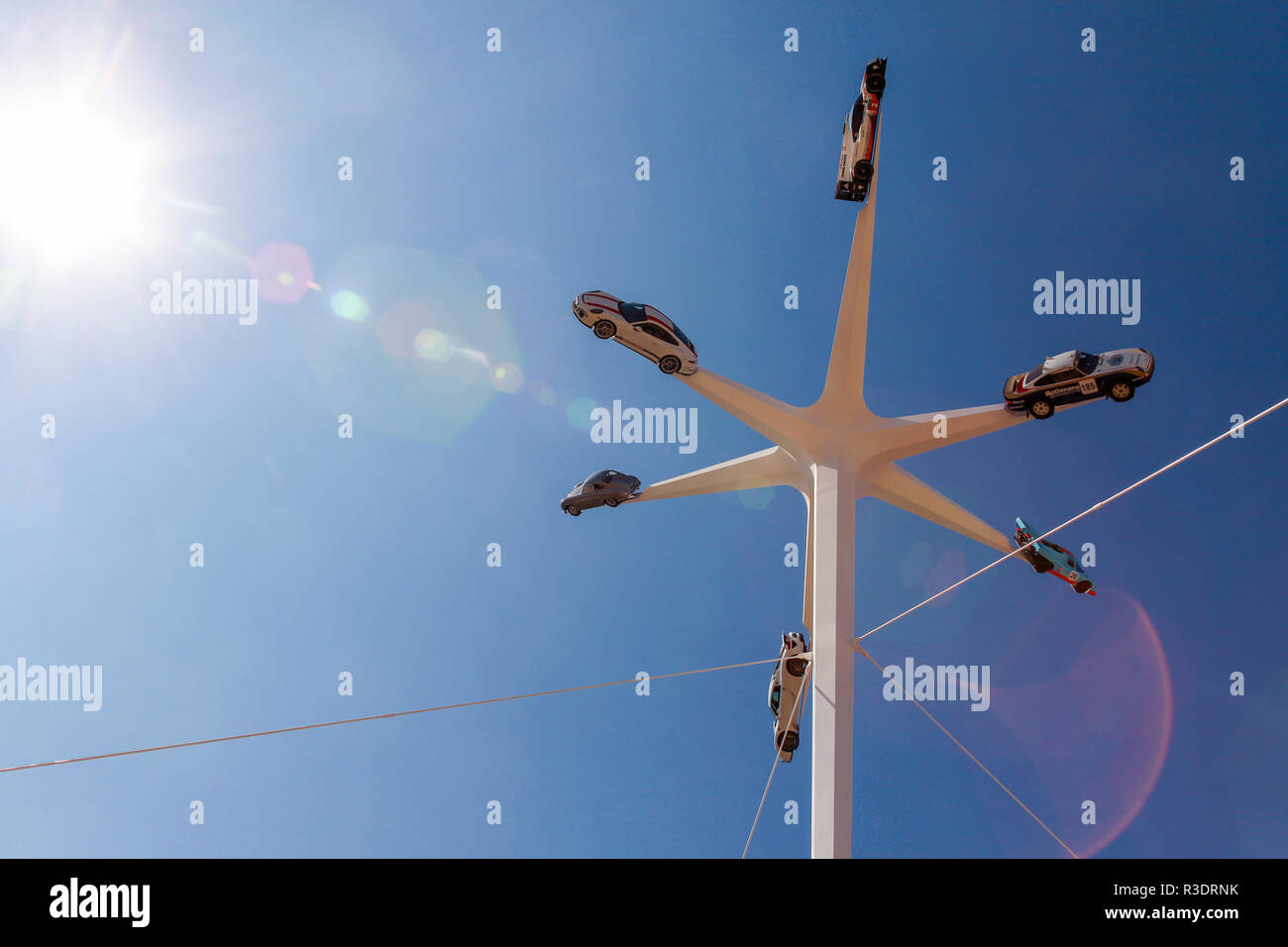 Scultura principale nella parte anteriore della casa di Goodwood al Goodwood Festival della velocità 2018 Foto Stock