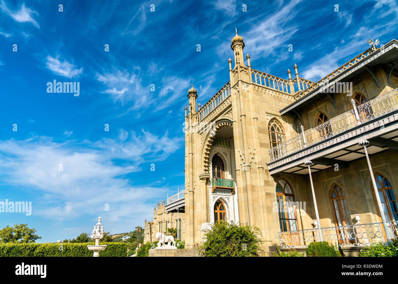 Il Vorontsov Palace in Alupka, Crimea Foto Stock