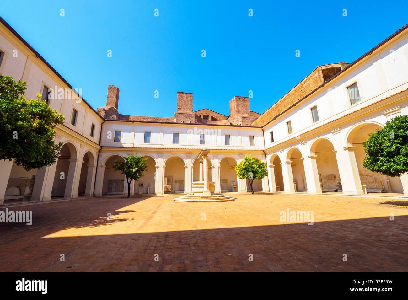 Courtyard- Museo Nazionale Romano - Terme di Diocleziano - Roma, Italia Foto Stock
