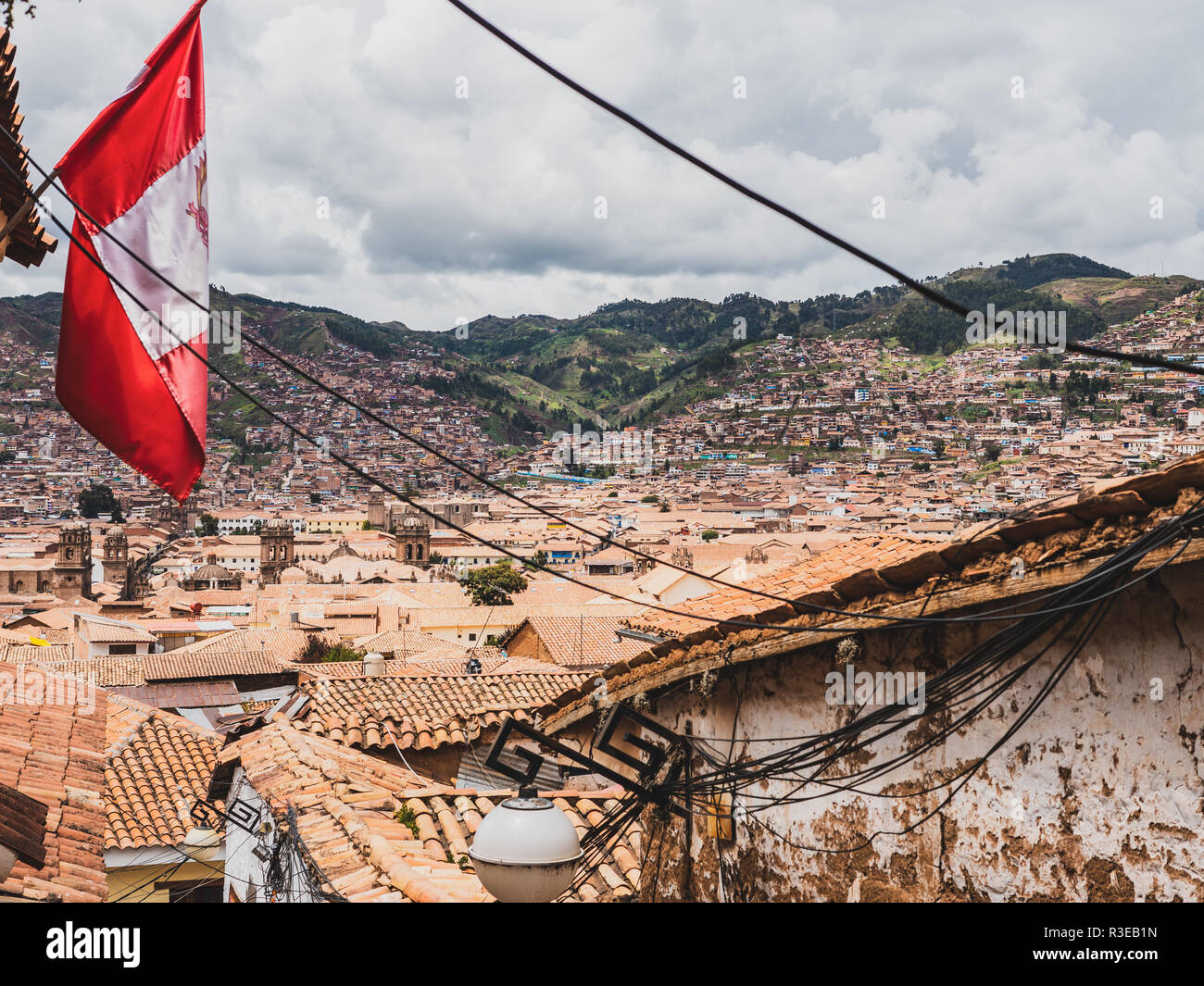Vista della città di Cusco dal San Blas quartiere Foto Stock