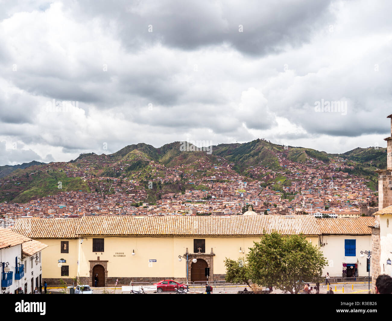 Cusco, Perù - Gennaio 3, 2017. Vista della città di Cusco dal Plazoleta de San Blas square Foto Stock