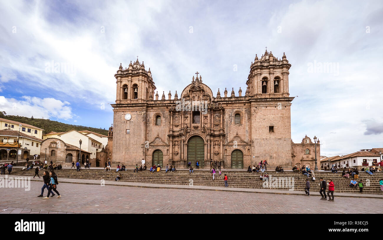 Cusco, Perù - Gennaio 2, 2017. La cattedrale di Cusco in Plaza de Armas di Cusco Foto Stock