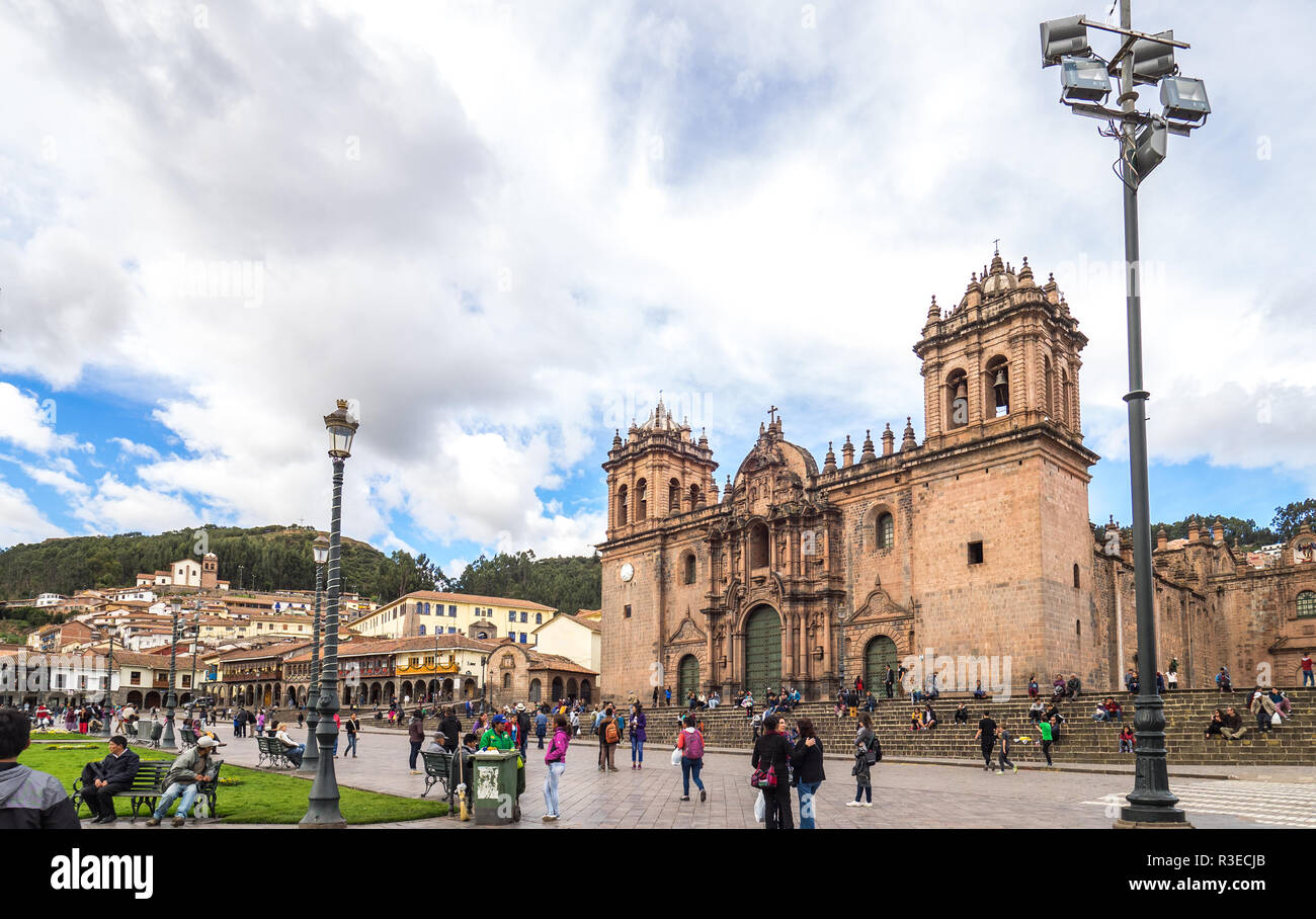 Cusco, Perù - Gennaio 2, 2017. Vista laterale del Cusco cattedrale in Plaza de Armas di Cusco Foto Stock