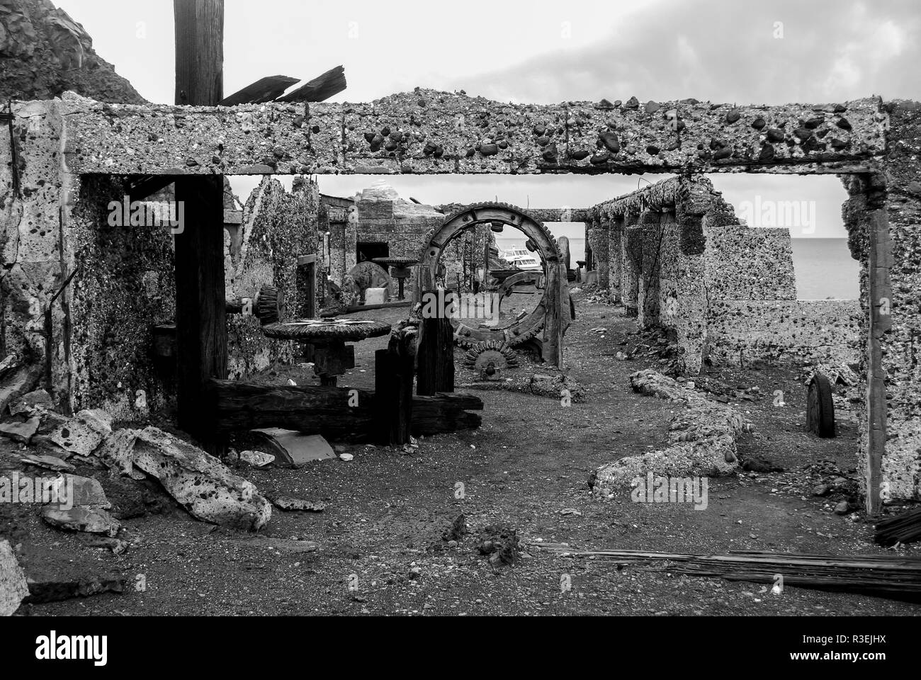 Una costruzione abbandonata a White Island, Nuova Zelanda Foto Stock