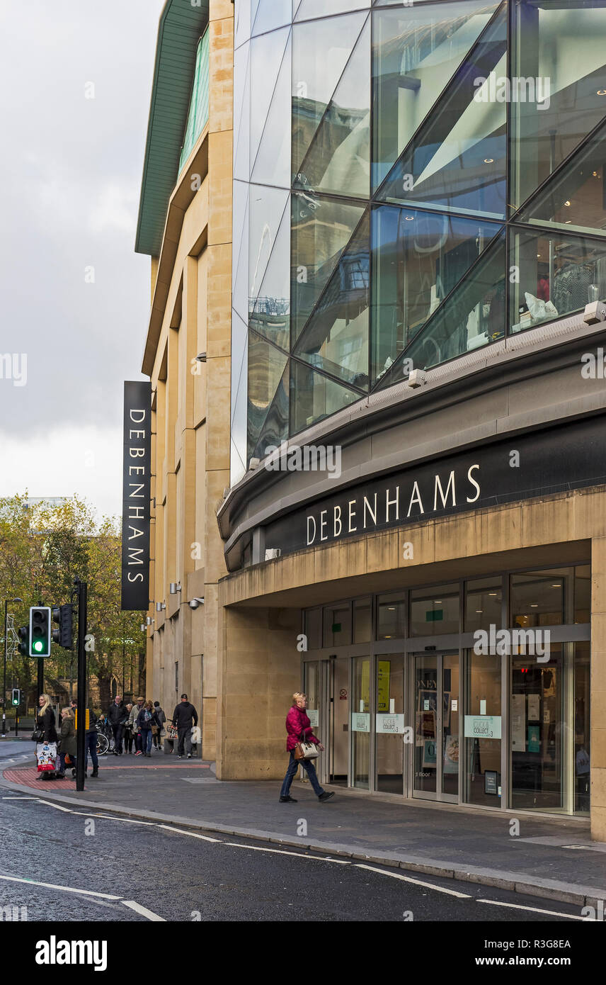 Esterno del negozio Debenhams a Newcastle upon Tyne, Regno Unito Foto Stock