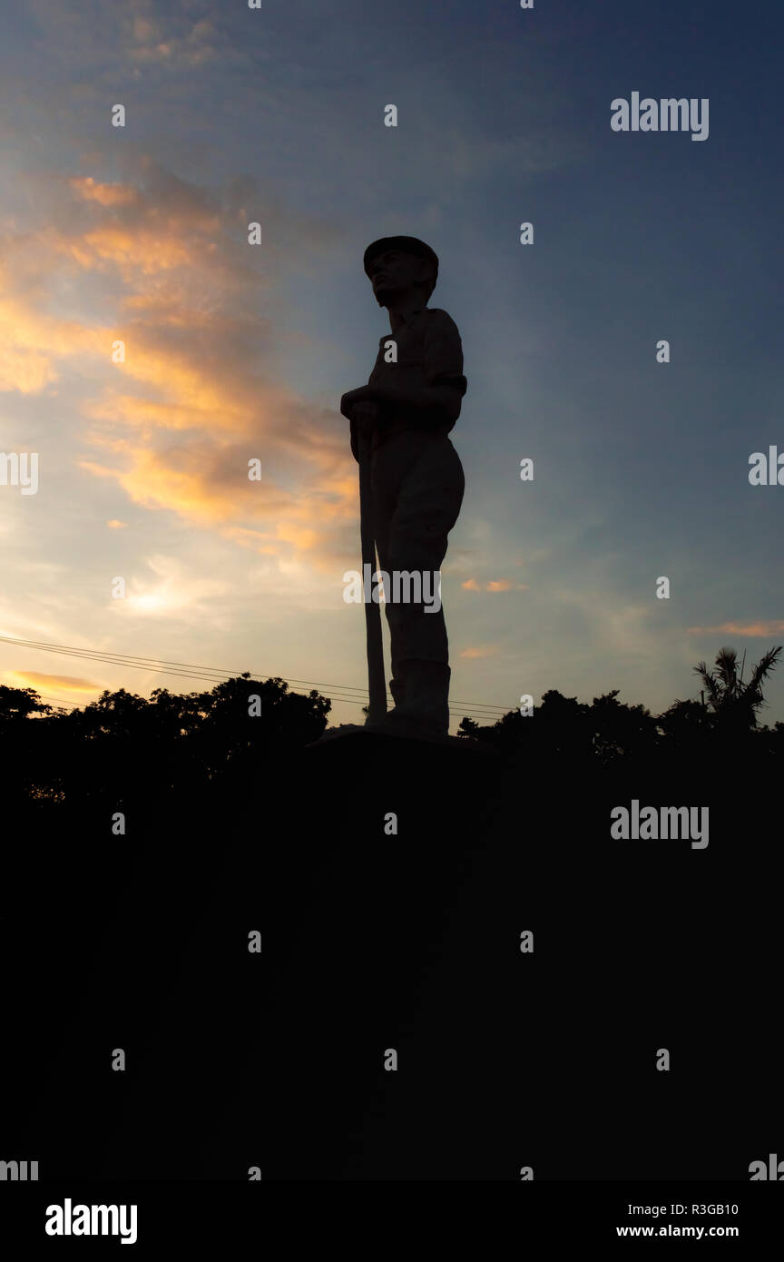 Vinhedo / SP / Brasile - Novembre 15, 2018: monumento chiamato 'l'immigrato Hero' in onore dei coraggiosi immigranti italiani che ha costruito la città Foto Stock