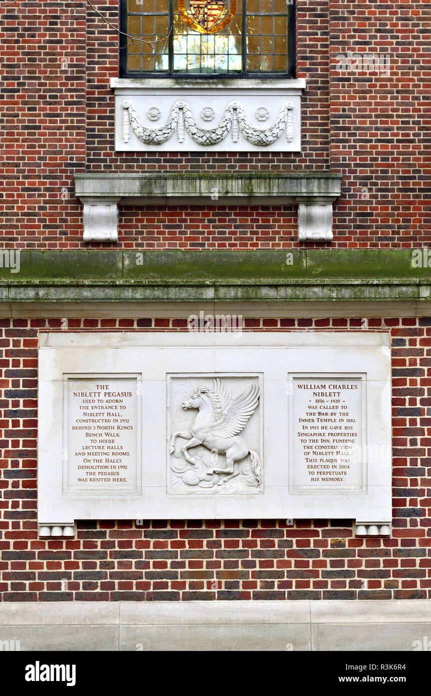 La Niblett Pegasus (1932 - spostato 1992) Inner temple di Londra, Inghilterra, Regno Unito. Foto Stock