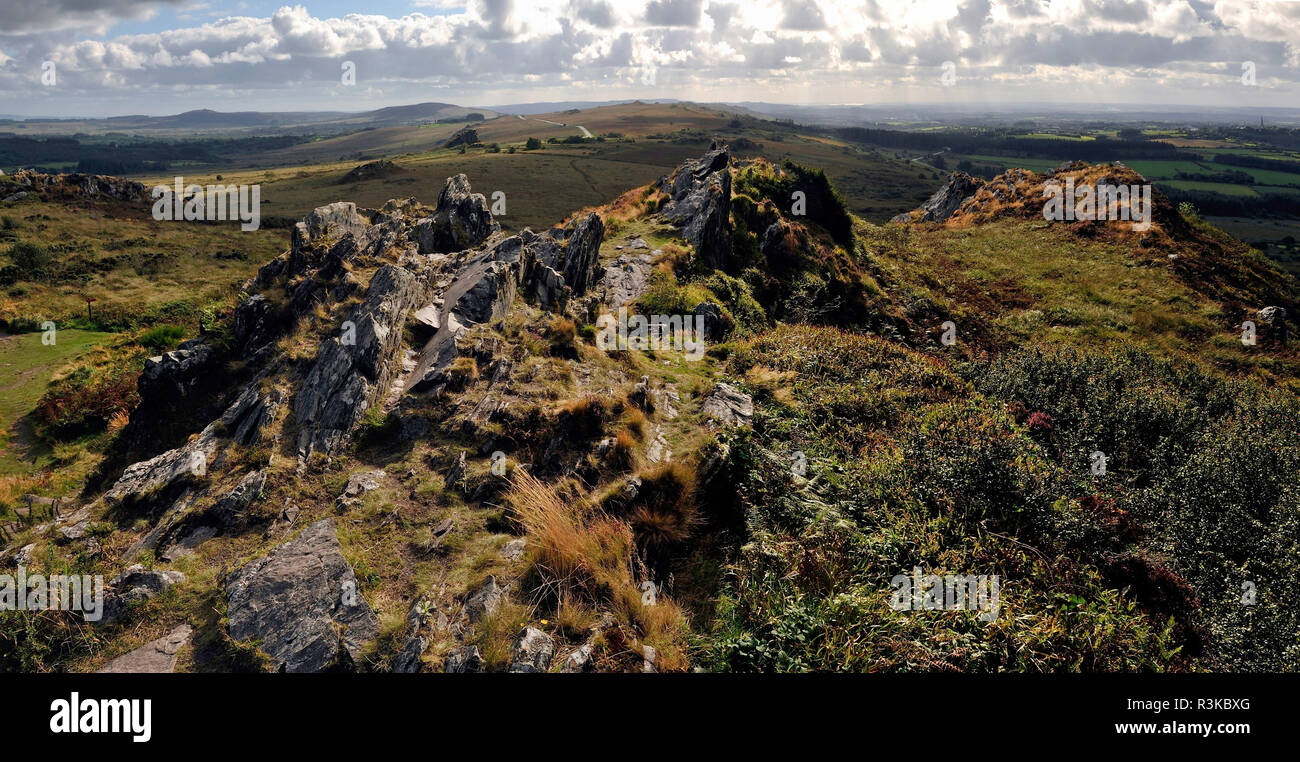 I Monts dArree mountain range (Bretagna, a nord-ovest della Francia): Roc'h Tr ezel (384m) Foto Stock