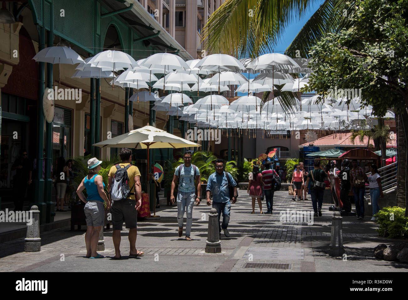 Maurizio, la città capitale di Port Louis. Le Caudan Waterfront, e l'area del porto. Area dello Shopping. Foto Stock