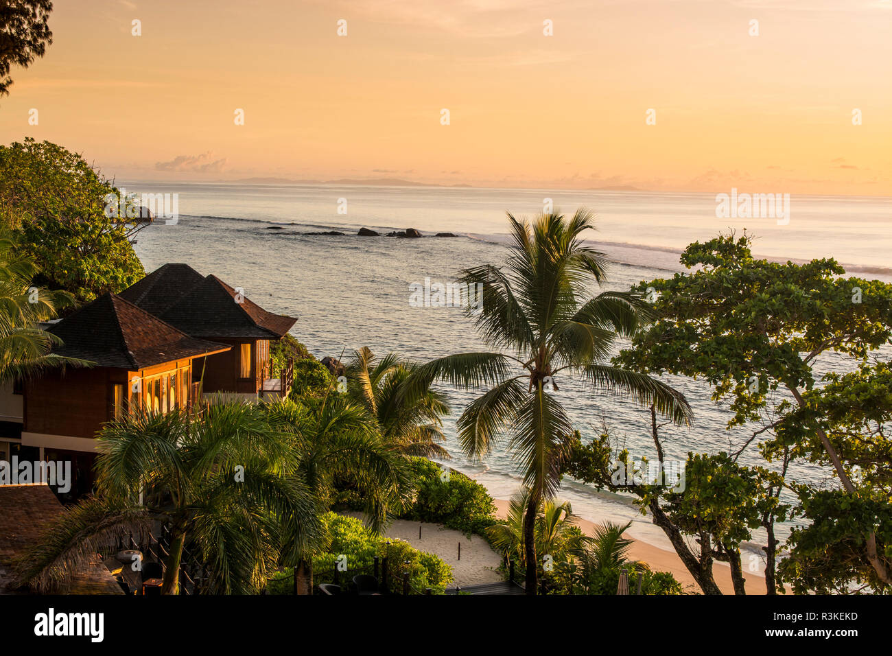 Hilton Doubletree Resort e Spa, Mahe, Repubblica delle Seicelle, Oceano Indiano. Foto Stock