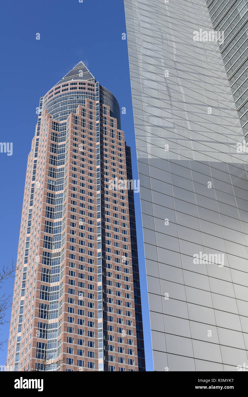 Messeturm a Francoforte Foto Stock