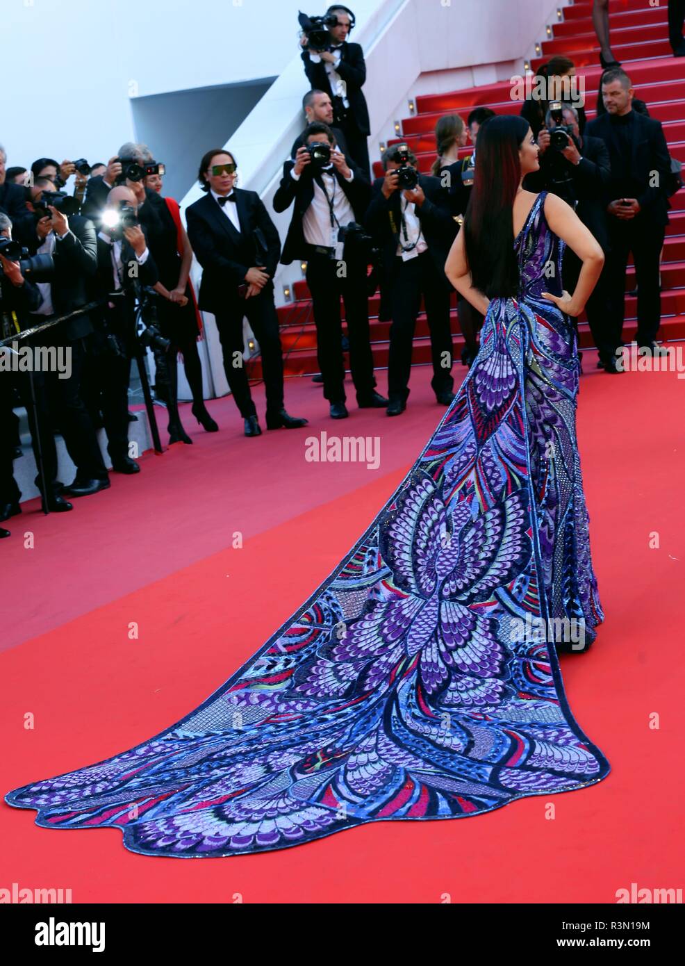 CANNES, Francia - 12 Maggio 2018: Aishwarya Rai passeggiate il tappeto rosso per il 'Ragazze del Sole' proiezione al Festival di Cannes (Ph: Mickael Chavet) Foto Stock