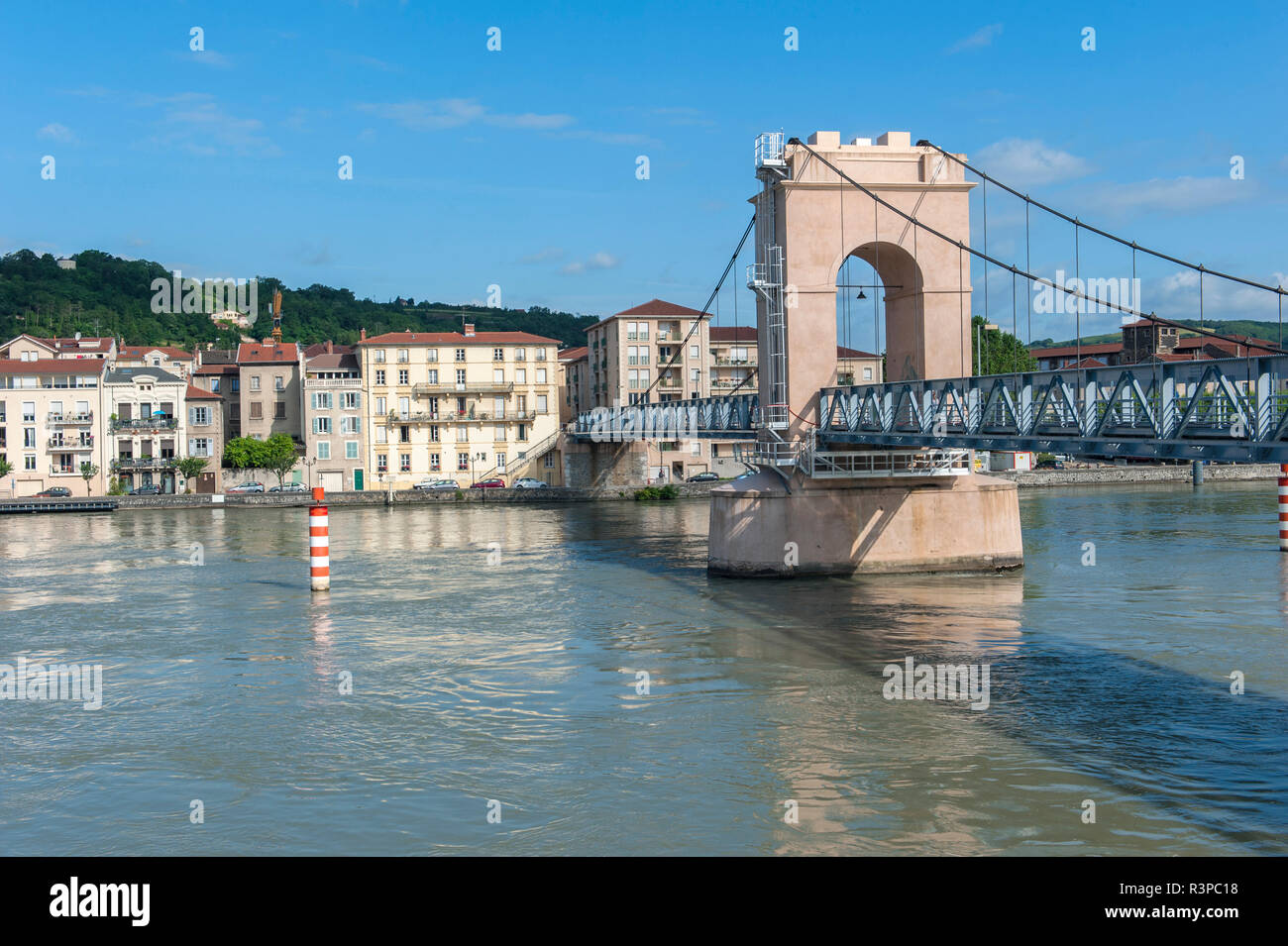Ponte sul fiume Rodano, Vienne, in Francia, in Europa Foto Stock