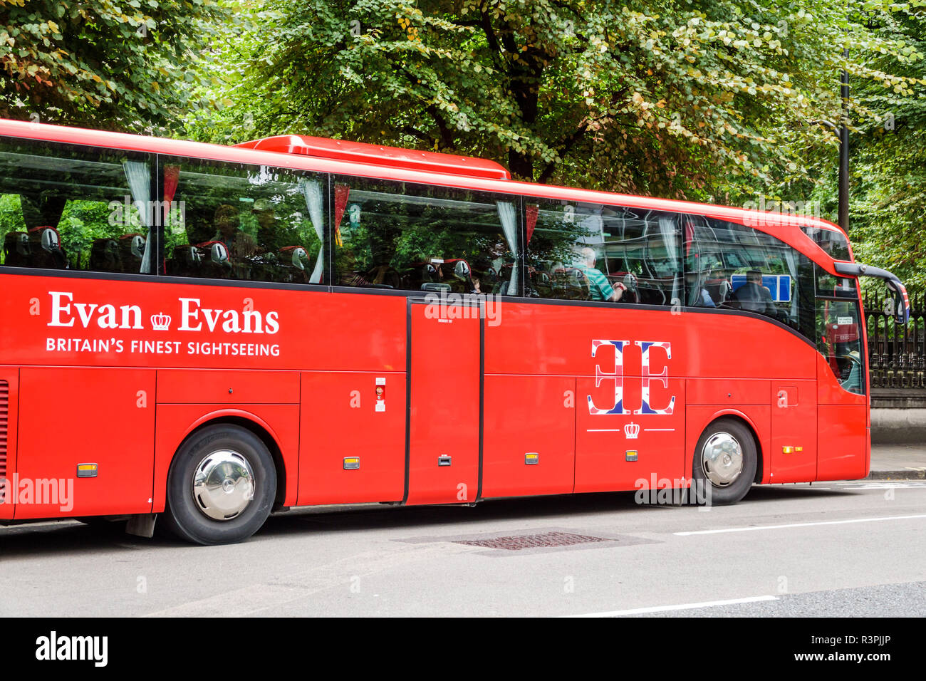 City of London England,UK Evans & Evans,bus turistico,rosso,grandi finestre,pullman,UK GB inglese Europa,UK180827080 Foto Stock