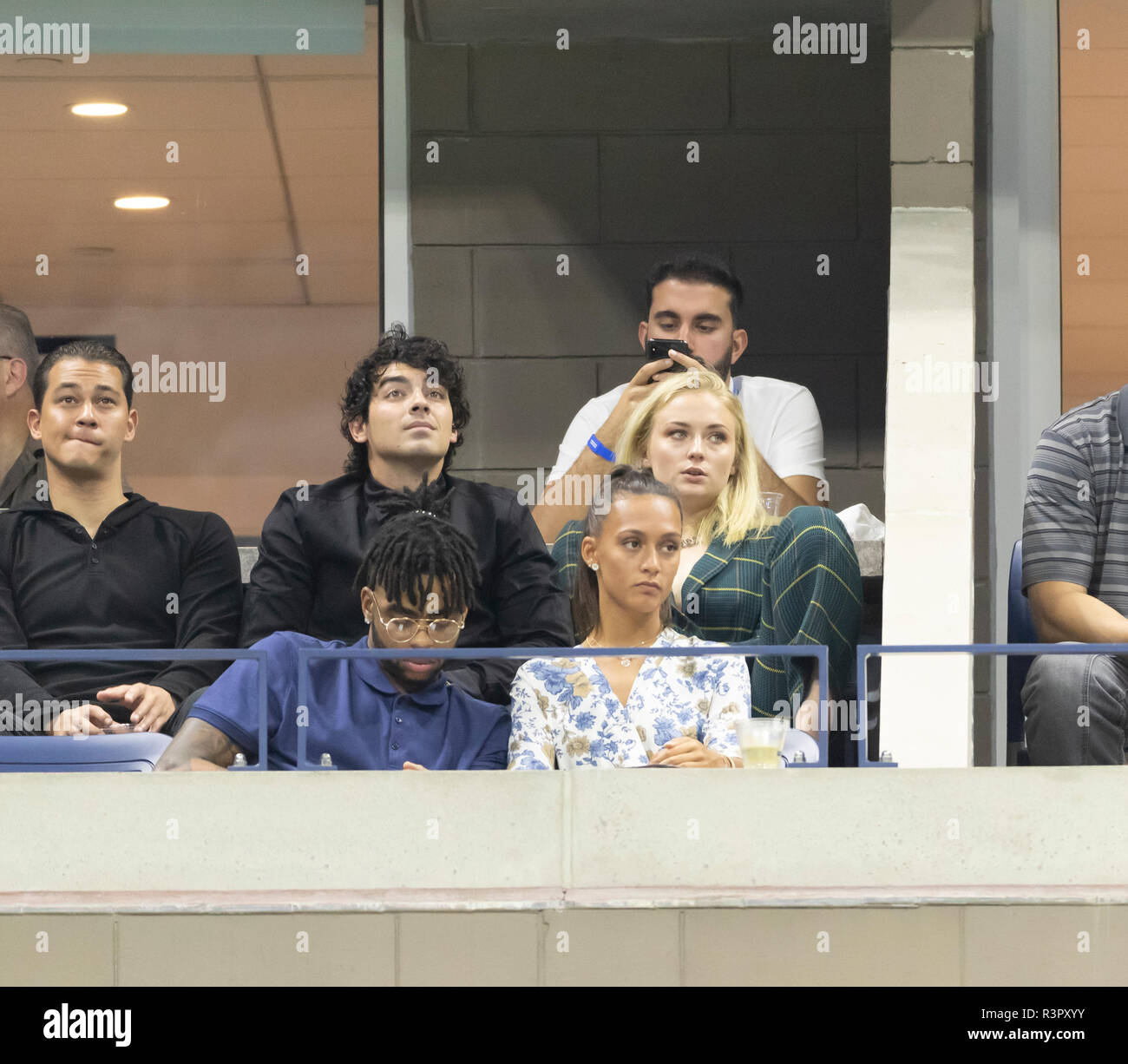 New York, NY - Agosto 31, 2018: Joe Jonas, Sophie Turner frequentare US Open 2018 3° round match tra Serena Williams di USA & Venus Williams di Stati Uniti al USTA Billie Jean King National Tennis Center Foto Stock