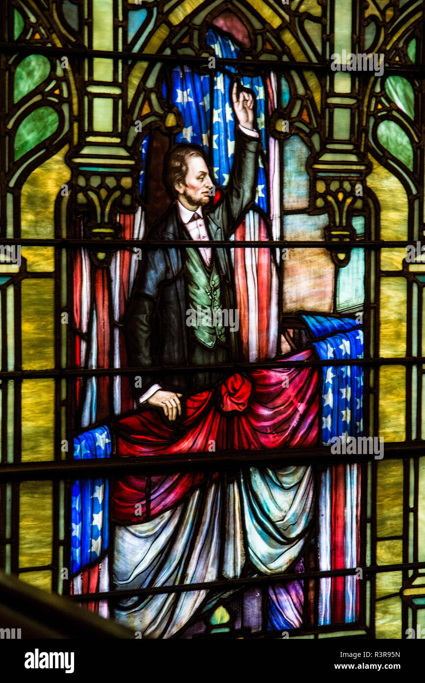 Finestra di vetro colorato di Abramo Lincoln in Smithfield Regno Chiesa di Cristo di Pittsburgh, in Pennsylvania, STATI UNITI D'AMERICA Foto Stock