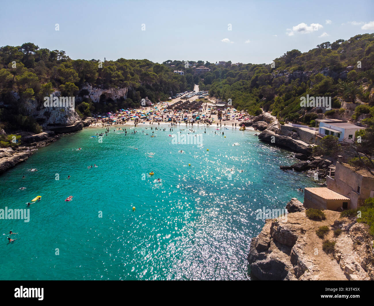 Isole Baleari Spagna, Mallorca, veduta aerea di Cala Llombards, spiaggia Foto Stock