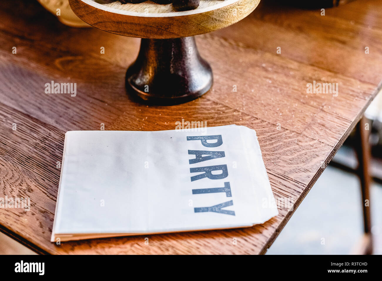 Le buste vuote con etichette vintage per riempire. Foto Stock