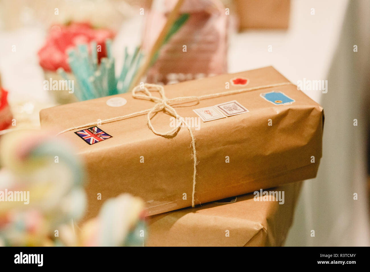 Le buste vuote con etichette vintage per riempire. Foto Stock