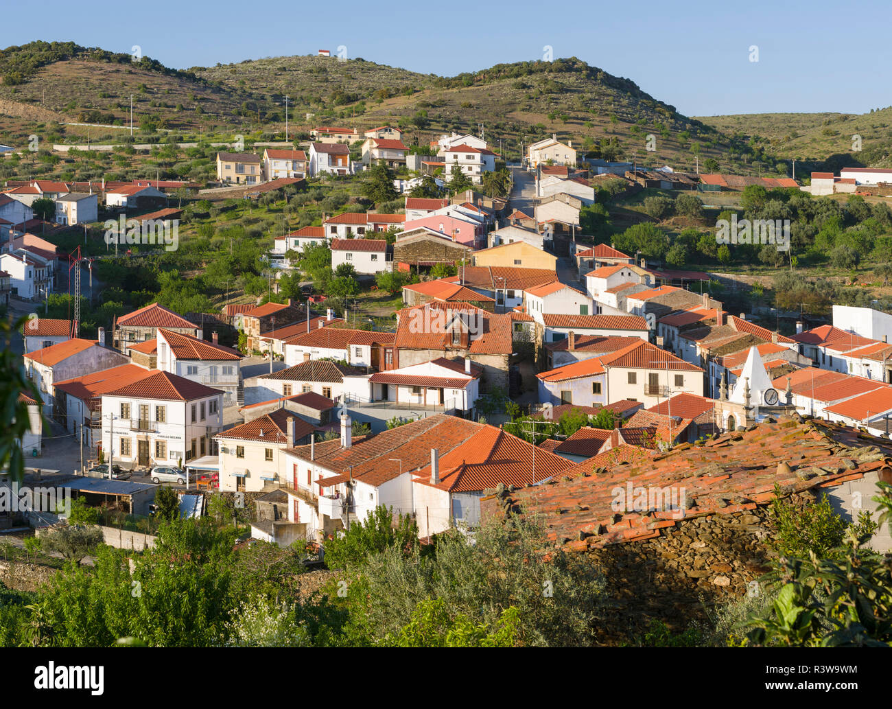 Castelo Melhor vicino a Vila Nova de Foz Coa. È la zona viticola Alto Douro ed elencato come patrimonio mondiale dell'UNESCO. Portogallo Foto Stock
