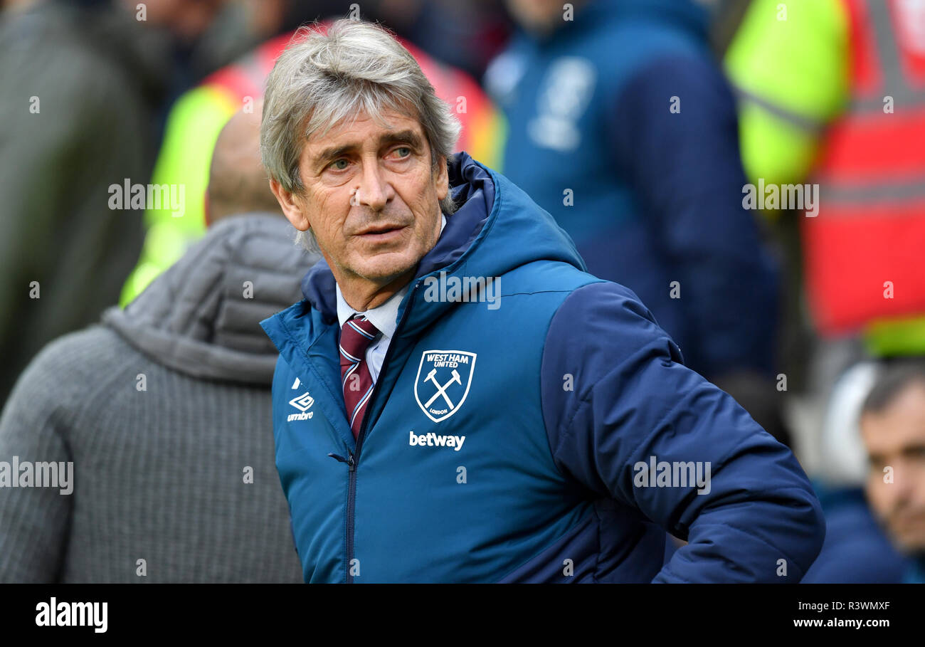 West Ham United manager Manuel Pellegrini durante il match di Premier League al London Stadium, Londra. Foto Stock