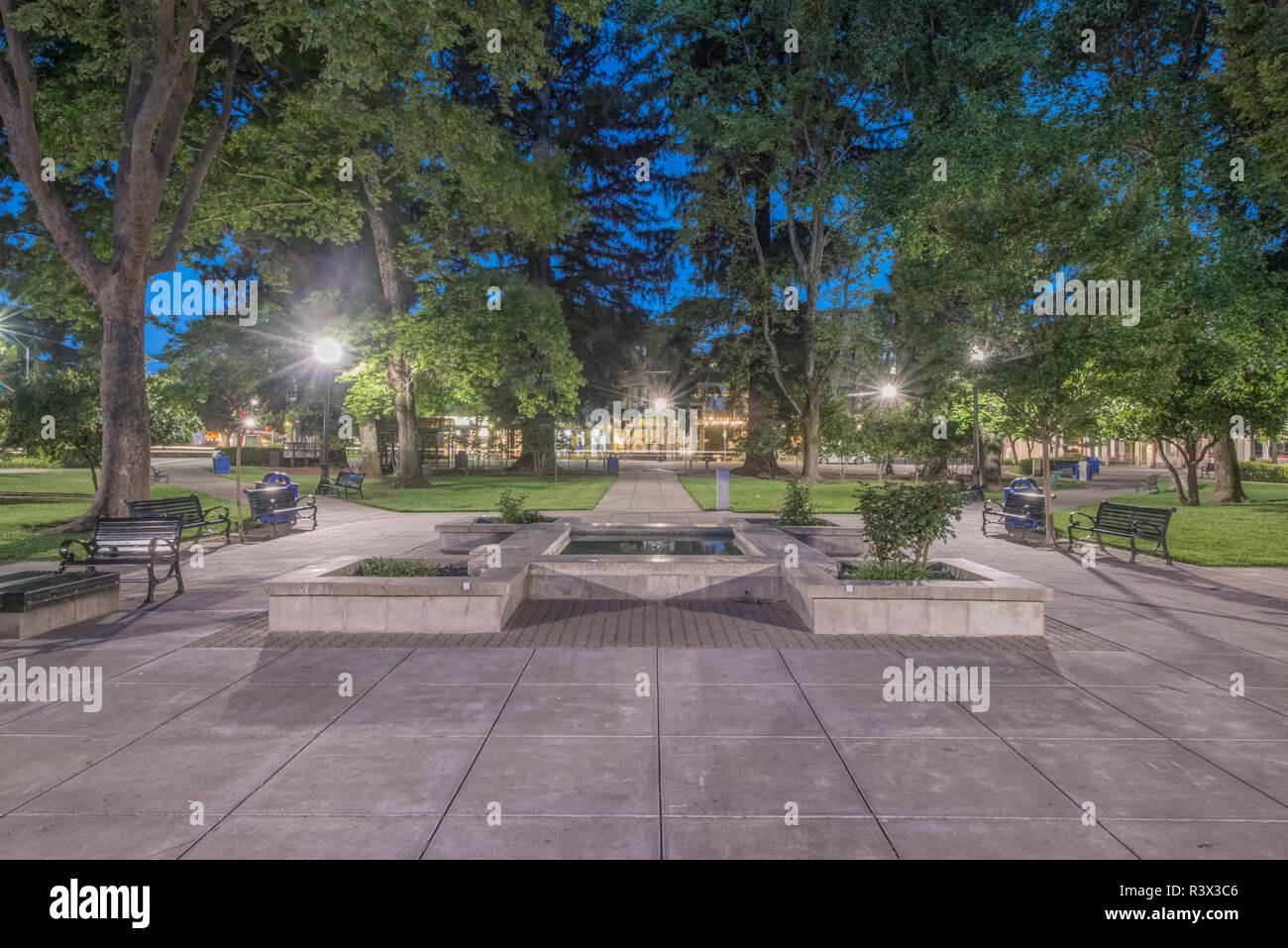 Stati Uniti, California, Healdsburg, Town Square all'alba Foto Stock