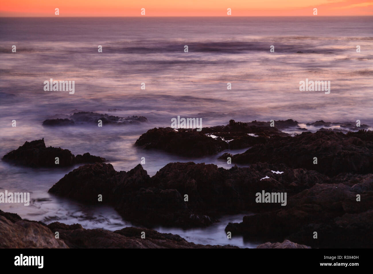 Serata al Carmelo Highlands, Central costa della California, Stati Uniti d'America Foto Stock