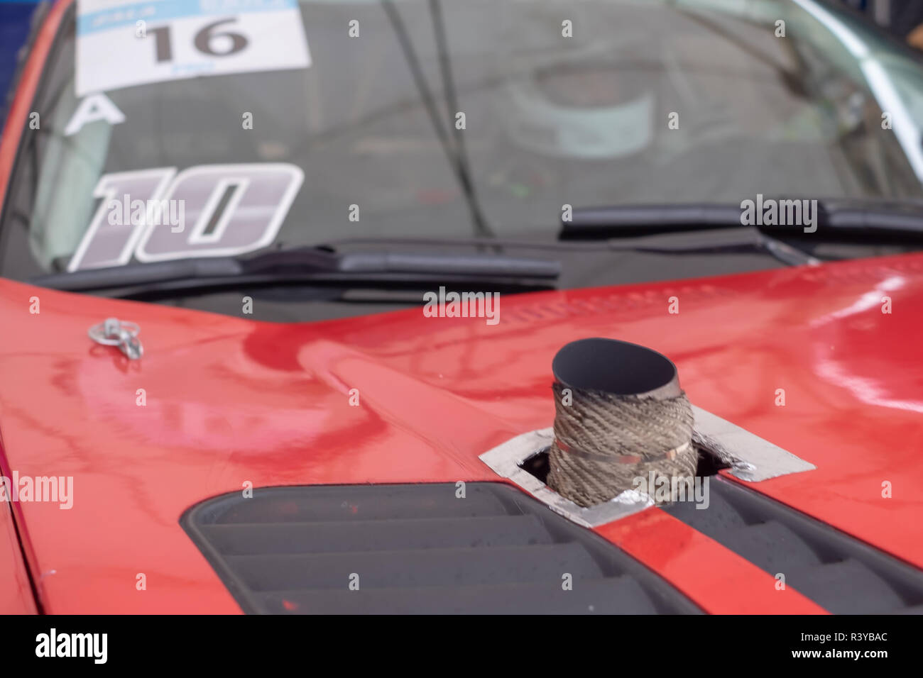 Zgierz, Polonia. 24 Novembre, 2018. Oltre 50 piloti e la loro deriva auto, alcuni di quindi avente 500-700 hp motori vengono incontro è Zgierz in Polonia centrale per la stagione di chiusura. Robert Pastryk / Alamy Live News Foto Stock