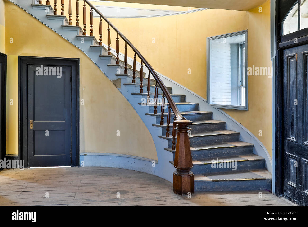 Bannack città fantasma scalinata curva Hotel Meade Foto Stock