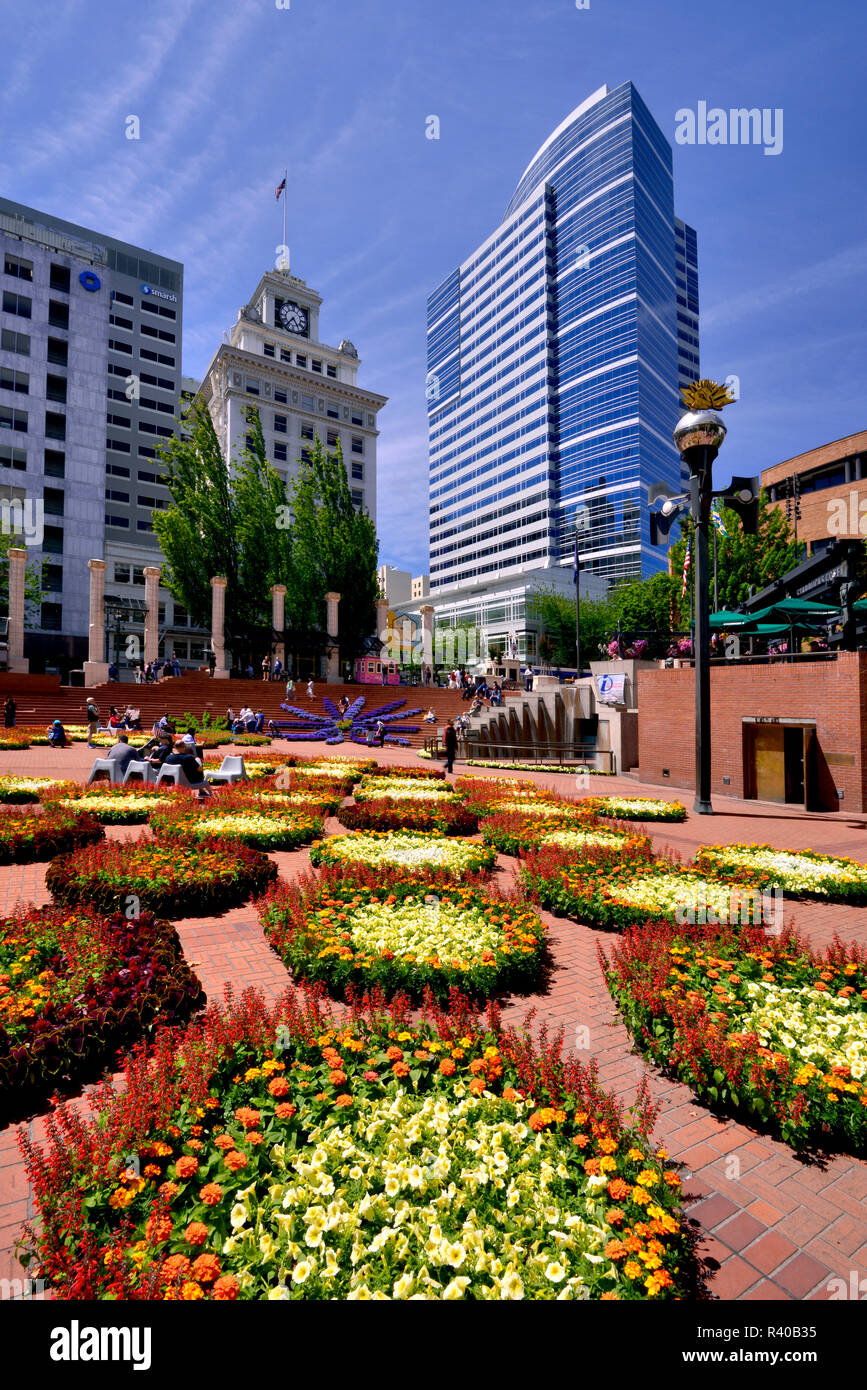 Stati Uniti d'America, Oregon, Portland. Festival dei Fiori in Pioneer Square. Credito come: Steve Terrill Jaynes / Galleria / DanitaDelimont.com Foto Stock