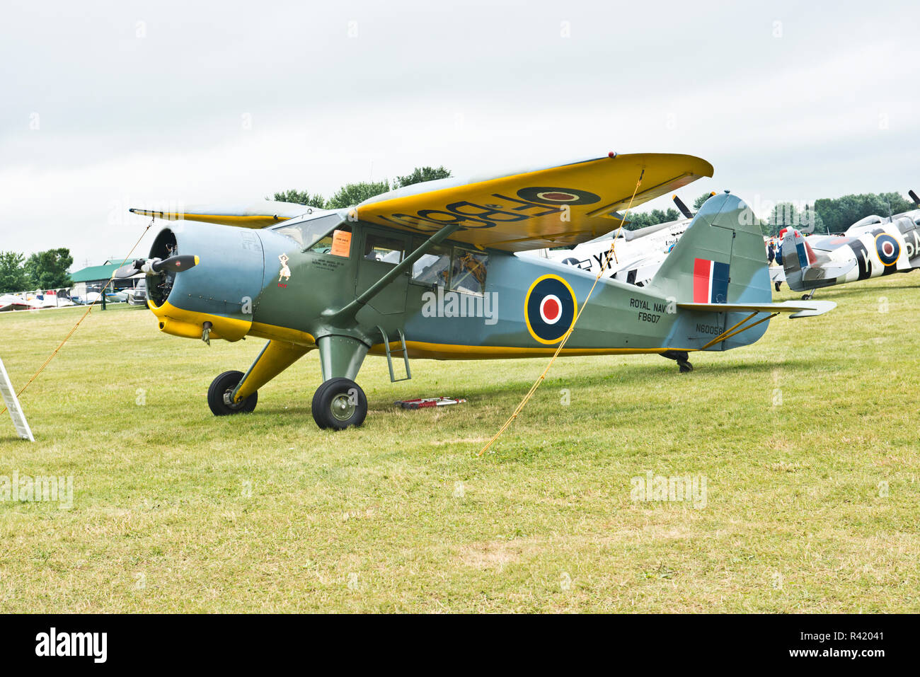 Stati Uniti d'America, Wisconsin, Oshkosh, AirVenture 2016, 1944 Stinson Vultee V-77, WWII aerei di utilità Foto Stock