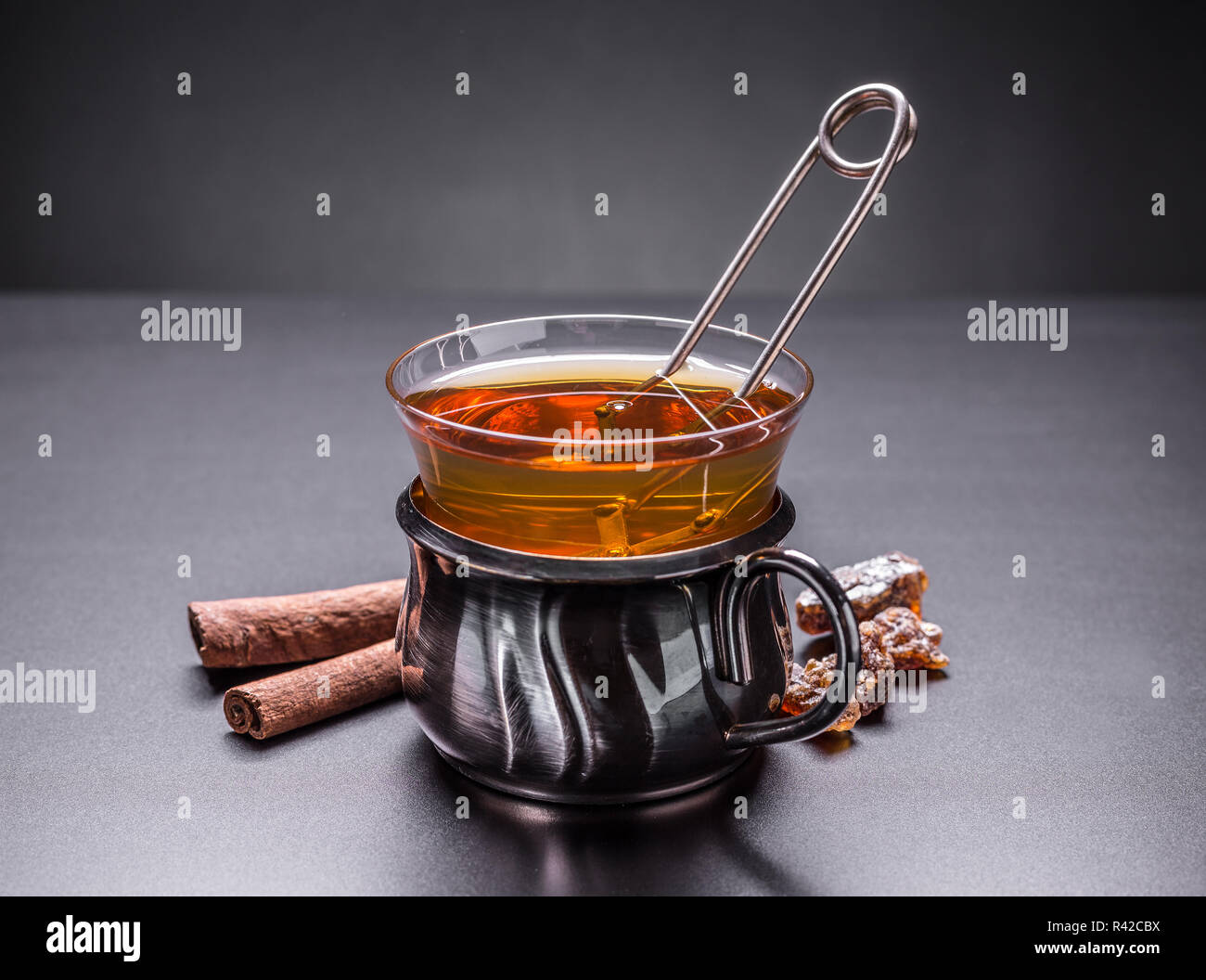 Bicchiere di vetro di tè Foto Stock