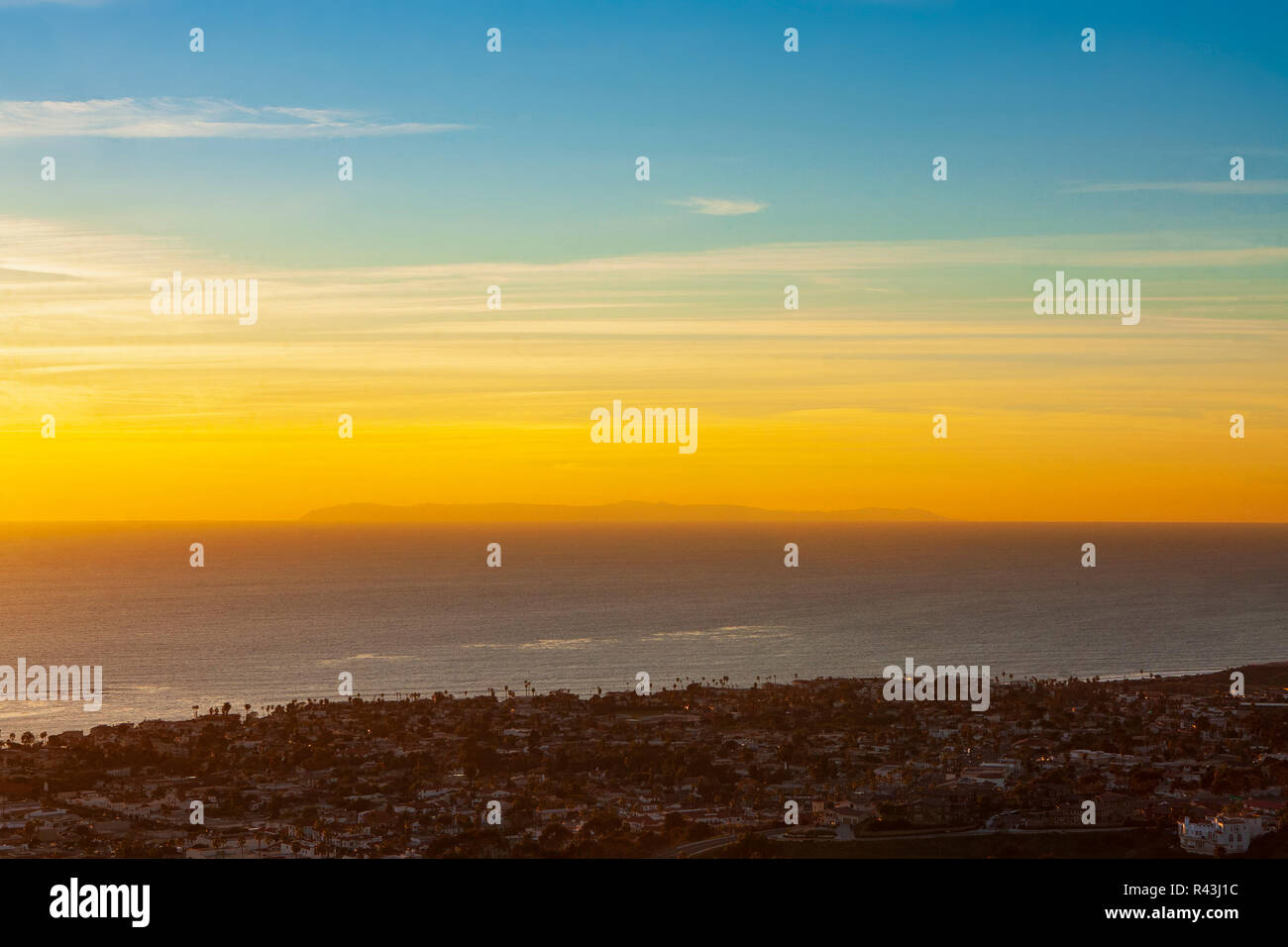 San Clemente il tramonto che si affaccia sulla costa del Pacifico, nel sud della California, dicembre 2008. Foto Stock