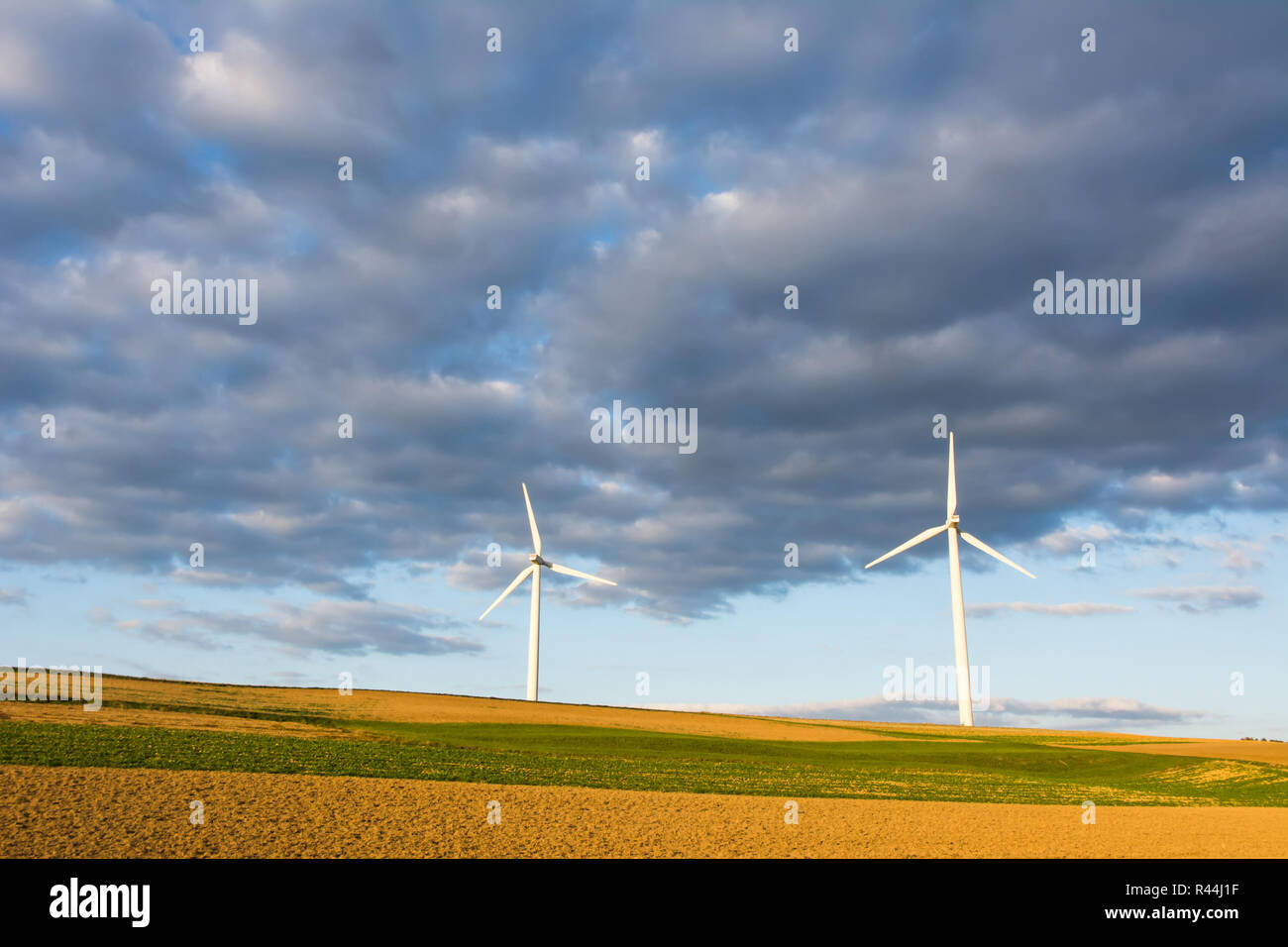 L'energia alternativa con potere di vento Foto Stock