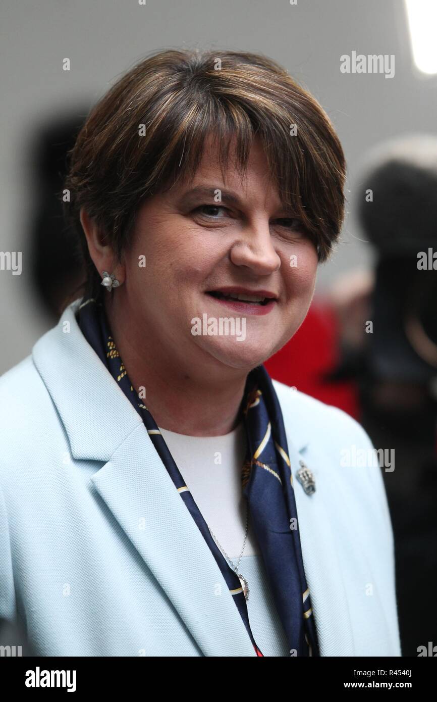 Londra, UK, 25 Nov 2018. Arlene Foster visto presso la BBC studios di Andrew Marr Show Credito: WFPA/Alamy Live News Foto Stock