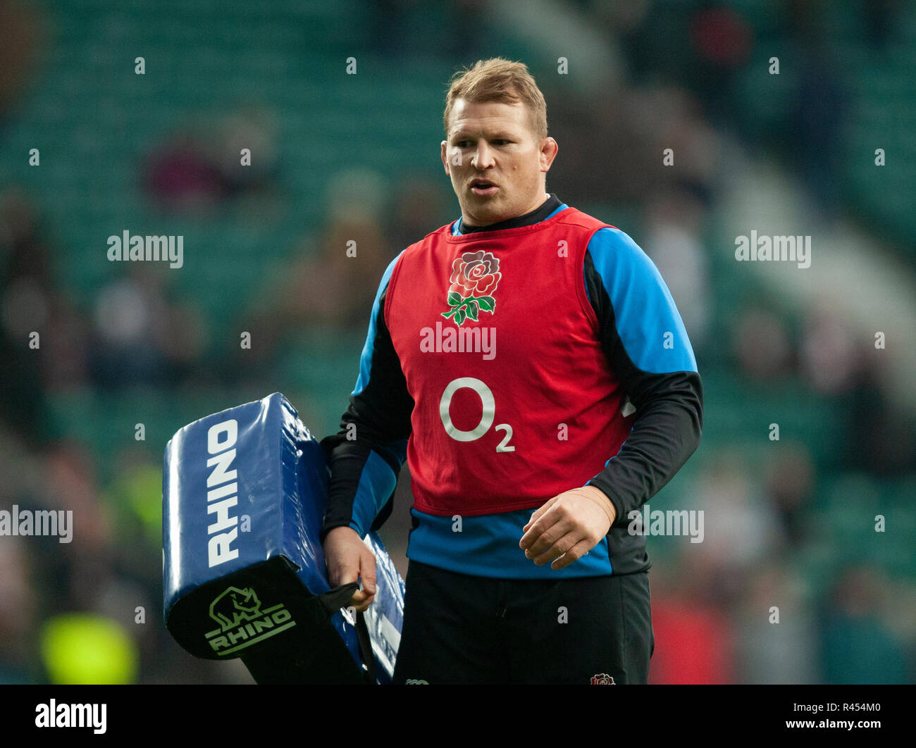 Twickenham, Regno Unito. Il 24 novembre 2018. Dylan Hartley di Inghilterra si riscalda prima della Quilter International partita di rugby tra Inghilterra e Australia. Andrew Taylor/Alamy Live News Foto Stock