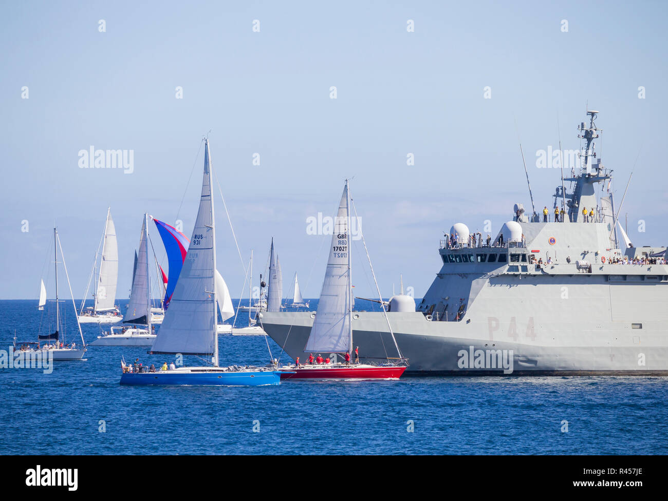 Inizio del 2018 ARC (Atlantic Rally per incrociatori) gara transatlantica/incrocio a Las Palmas de Gran Canaria, Isole Canarie, Spagna. Foto Stock