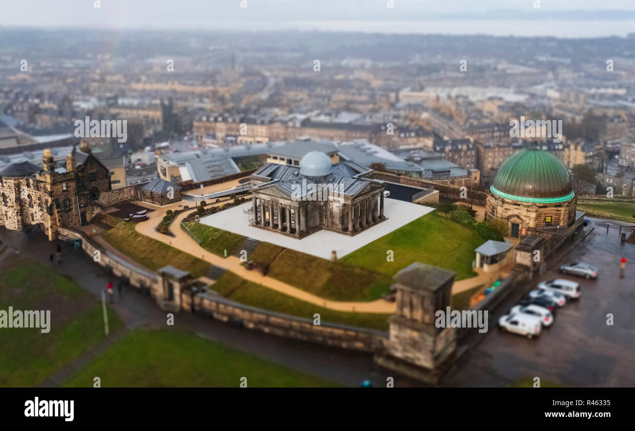 Vista in miniatura della storica città Osservatorio sulla Calton Hill ha aperto come il collettivo art gallery e vedrà il restaurato città Osservatore / Compilatore Foto Stock