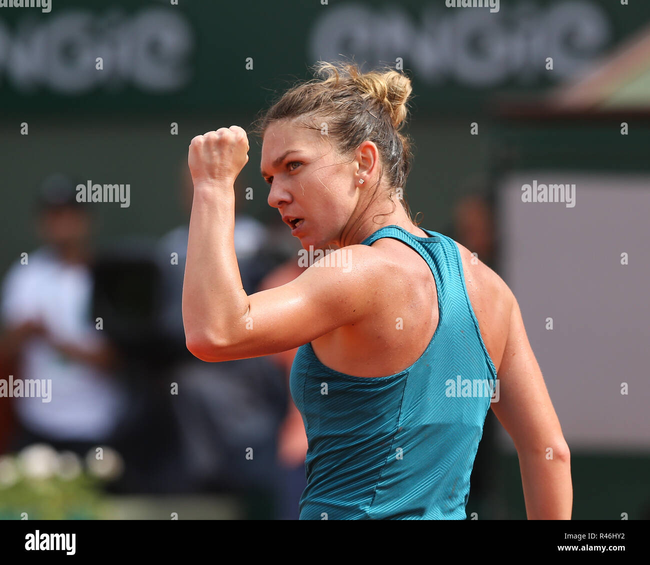 Il rumeno tennista Simona Halep celebrare durante il French Open 2018 Torneo di tennis, Parigi, Francia Foto Stock