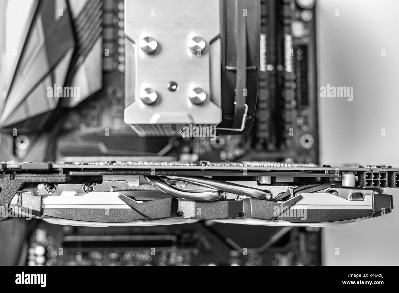 Completamento di un moderno personal computer potente. Foto Stock